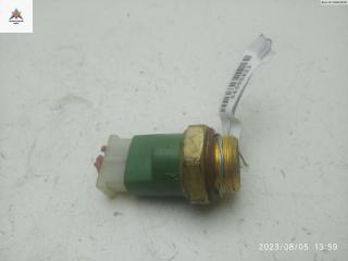 датчик температуры Volkswagen Transporter T4 1991, 1.9 л., дизель, МКПП, белый, микроавтобус, 701121575