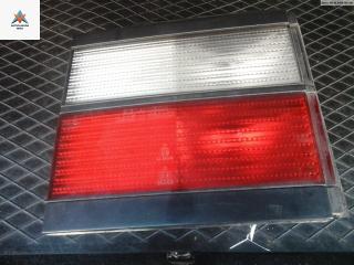 фонарь крышки багажника левый Volkswagen Passat B3 1991, 1.8 л., бензин, МКПП, красный, универсал, 333945107