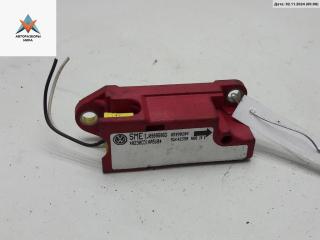 датчик AirBag Volkswagen Golf 4 поколение 1999, 2.0 л., бензин, МКПП, серый, хетчбэк 5 дв., 1J0909606D