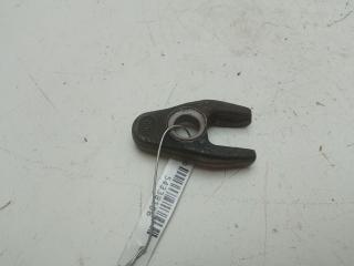 крепление форсунки Volvo S40 2 поколение 2004, 1.9 л., дизель, МКПП, чёрный, универсал