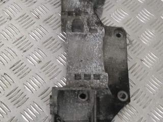 кронштейн гидроусилителя Volkswagen Passat B5 1999, 1.9 л., дизель, МКПП, универсал, 06B121121