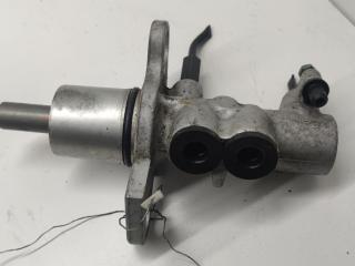 цилиндр тормозной главный Audi A6 4B/C5 2000, 2.4 л., бензин, МКПП, серый, седан