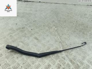 Щеткодержатель (поводок стеклоочистителя) передний Audi A8 D2/4D 1996, 4.2 л., бензин, АКПП, серый, седан, 4D1955408B