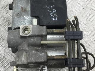 блок ABS Audi 80 B4 1994, 1.6 л., бензин, МКПП, красный, седан, 4A0614111A