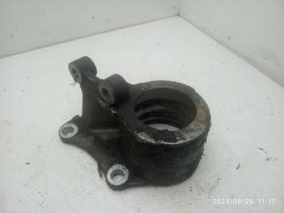 кронштейн КПП Volkswagen Transporter T4 1994, 2.4 л., дизель, МКПП, жёлтый, микроавтобус, 701399201
