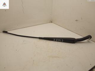 Щеткодержатель (поводок стеклоочистителя) передний Volvo S80 1 поколение 2000, 2.9 л., бензин, АКПП, серый, седан, 09484613