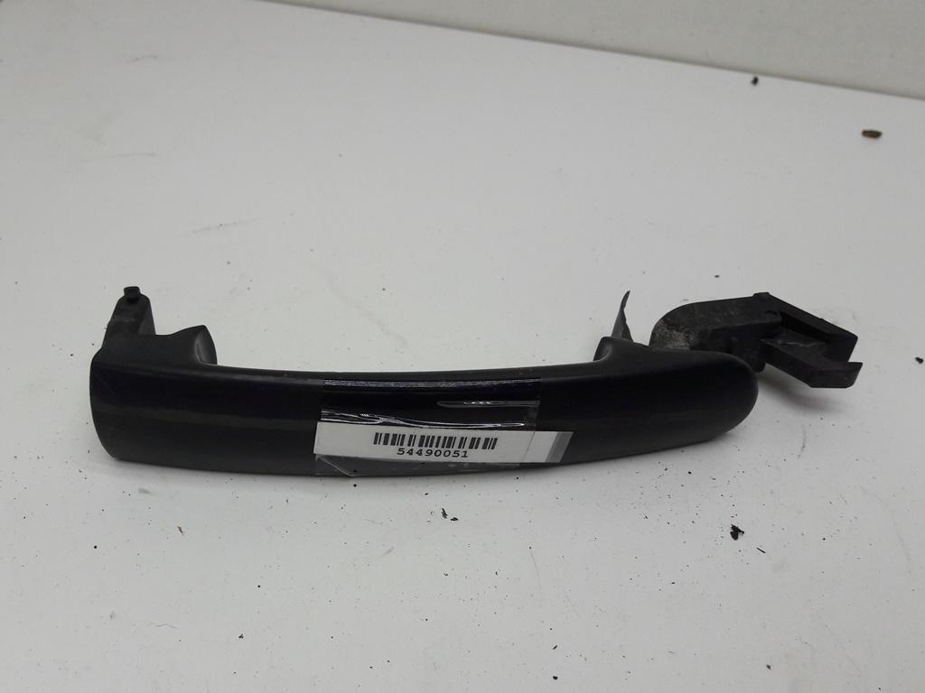 ручка наружная передняя правая Volkswagen Golf 4 поколение 1999, 1.4 л., бензин, МКПП, серый, хетчбэк 5 дв., 3B0837207 - фото №1