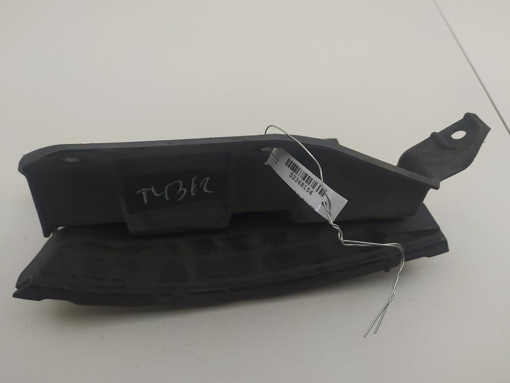 кронштейн заднего бампера Audi A6 4F/C6 2004, 2.4 л., бензин, МКПП, чёрный, седан, 4F5807891 - фото №1