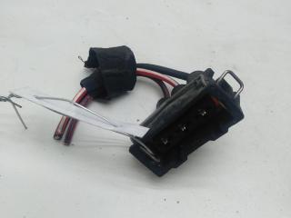 разъем (фишка) проводки Volkswagen Passat B4 1994, 1.8 л., бензин, МКПП, серый, седан, 357831952