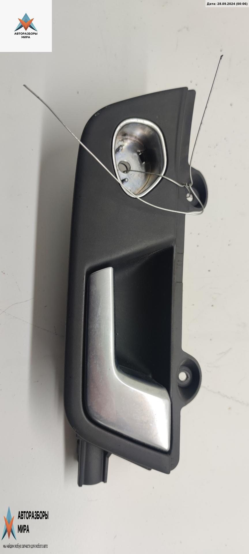 ручка внутренняя передняя правая Audi A4 B6 2003, 2.5 л., дизель, МКПП, чёрный, универсал, 8E1837020 - фото №1