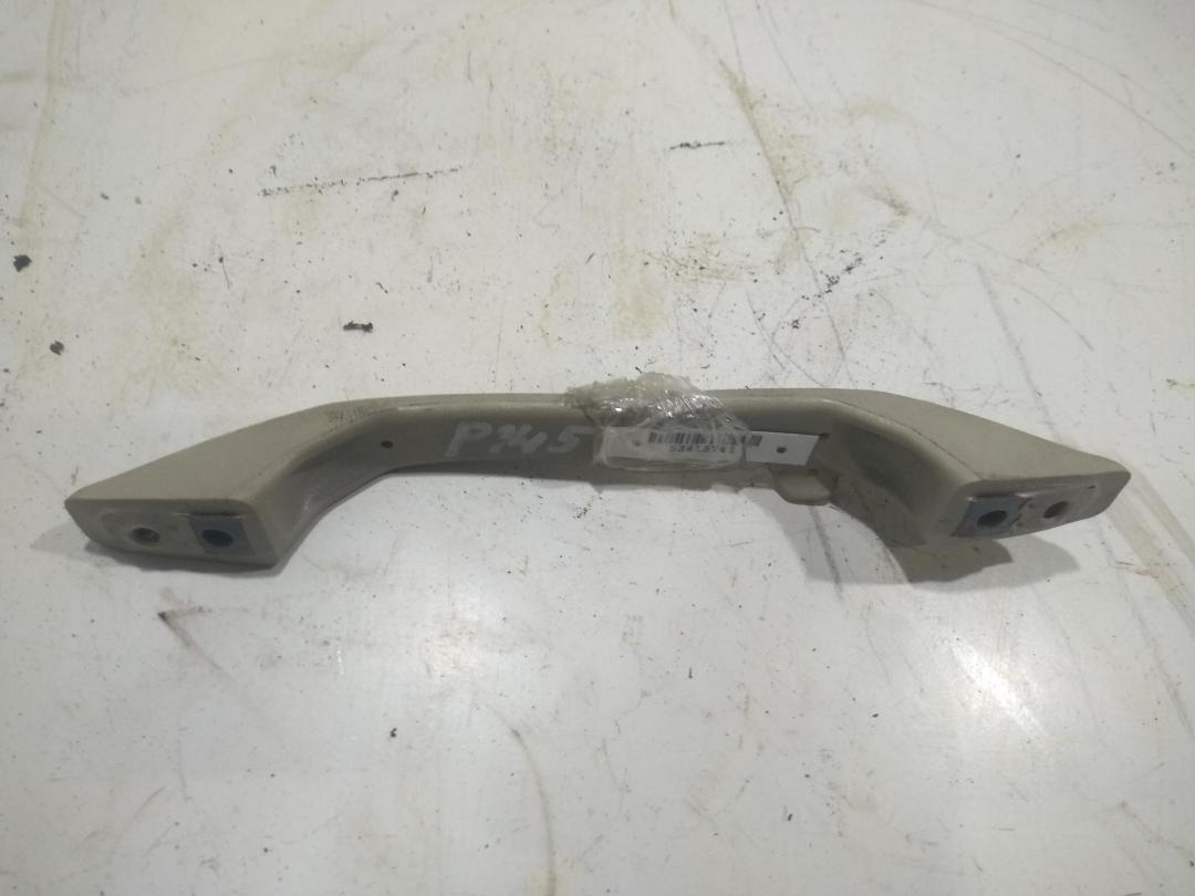 ручка внутренняя потолочная Audi 80 B3 1991, 1.8 л., бензин, МКПП, белый, седан