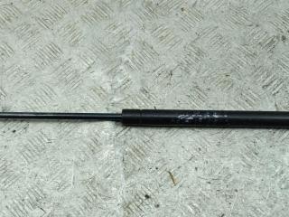 амортизатор крышки багажника (3-5 двери) Volkswagen Passat B5 1999, 1.6 л., бензин, МКПП, зелёный, универсал, 1J6827550