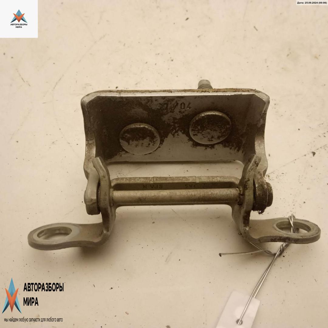 петля крышки багажника Volvo S40 2 поколение 2004, серый, универсал - фото №1