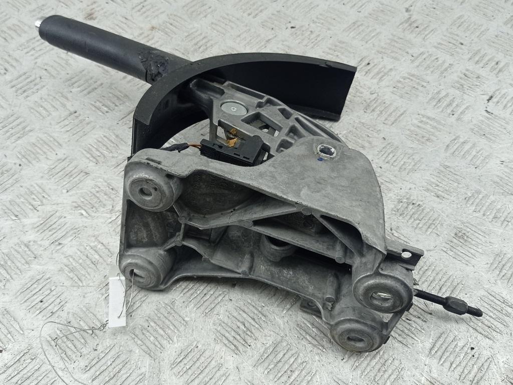 рычаг ручного тормоза (ручника) SEAT Toledo 2004, 2.0 л., дизель, МКПП, чёрный, хетчбэк 5 дв., 1K0711303D