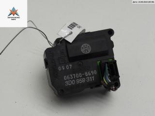 моторчик заслонки печки Volkswagen Phaeton 1 поколение 2007, 3.0 л., дизель, АКПП, серый, седан, 3D0959311