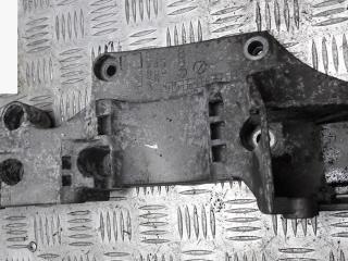 кронштейн гидроусилителя Volkswagen Golf 4 поколение 2003, 1.9 л., дизель, МКПП, хетчбэк 5 дв.