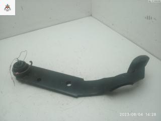 педаль тормоза Volkswagen Transporter T4 1994, 2.4 л., дизель, МКПП, белый, микроавтобус