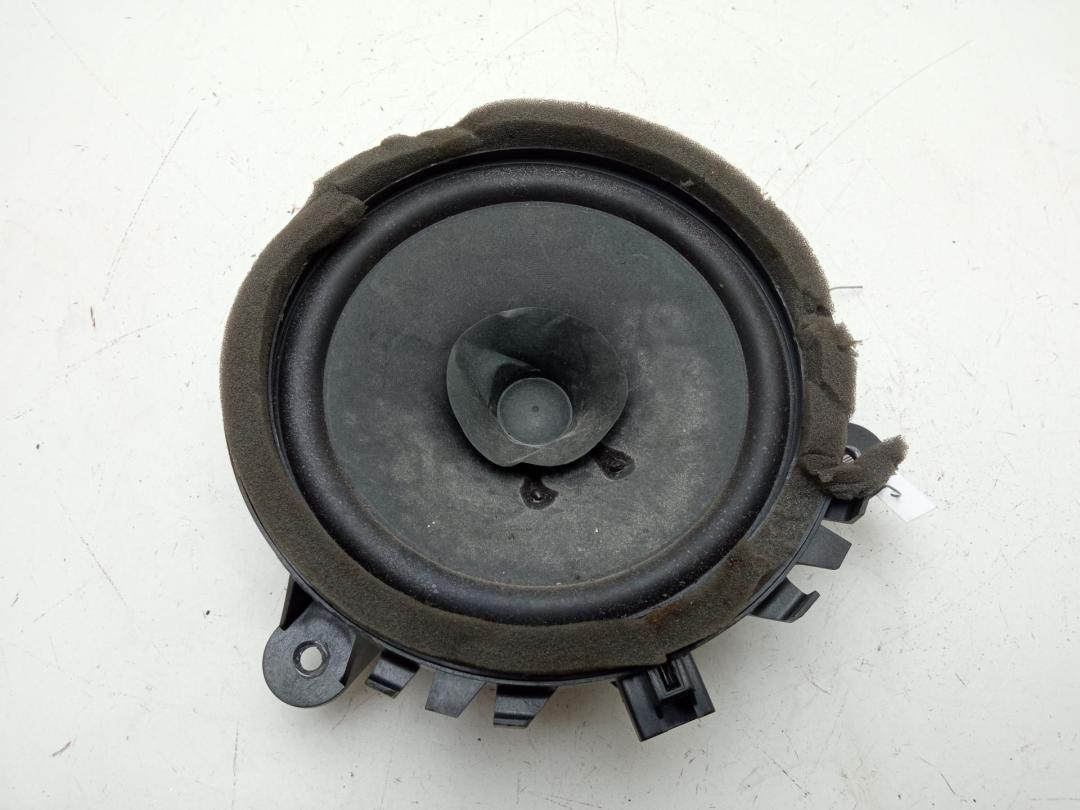 динамик Volvo S40 / V50 2008, 2.0 л., дизель, МКПП, жёлтый, универсал, 30657444