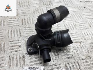 фланец (тройник) системы охлаждения Volkswagen Passat B5 [рестайлинг] 2002, 2.0 л., бензин, МКПП, серый, универсал, 06B121133A