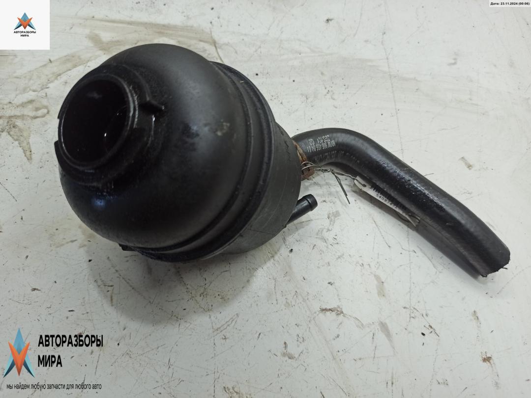 Бачок гидроусилителя Volkswagen Crafter 1 поколение 2010, 2.5 л., дизель, 9064600083 - фото №1