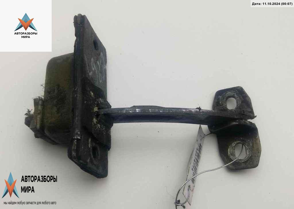 ограничитель открывания двери Mercedes-Benz Vito-1 W638 1999, микроавтобус - фото №1