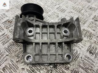кронштейн генератора Audi A6 4F/C6 2004, 3.0 л., дизель, АКПП, серый, седан, 059903143K