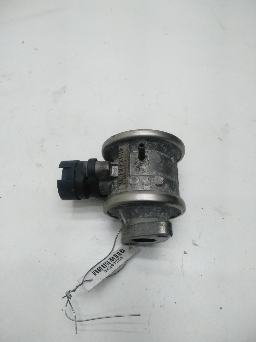 клапан EGR Volkswagen Golf-4 1999, 2.0 л., бензин, МКПП, серый, хетчбэк 5 дв., 037131351C