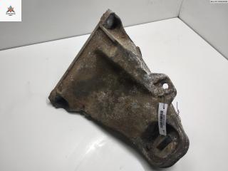 кронштейн двигателя Audi 80 8C/B4 1991, 2.0 л., бензин, МКПП, зелёный, седан