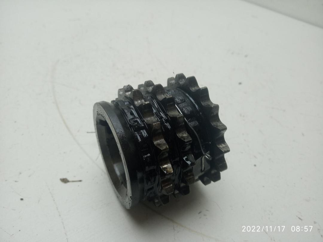 шестерня (звездочка) коленвала Mercedes-Benz Sprinter W901-W905 2002, 2.2 л., дизель, МКПП, белый, микроавтобус, A6460500203 - фото №1