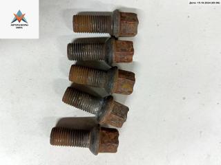 болт колесный Volkswagen Touran 1 поколение 2004, 2.0 л., бензин, АКПП, чёрный, минивэн, 8D0601139D