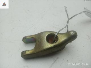 крепление форсунки IVECO Daily 3 поколение 2004, 2.3 л., дизель, МКПП, белый, микроавтобус