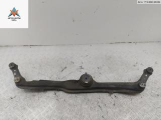 балка под радиатор Volkswagen Polo 3 поколение 1995, 1.6 л., бензин, МКПП, красный, седан