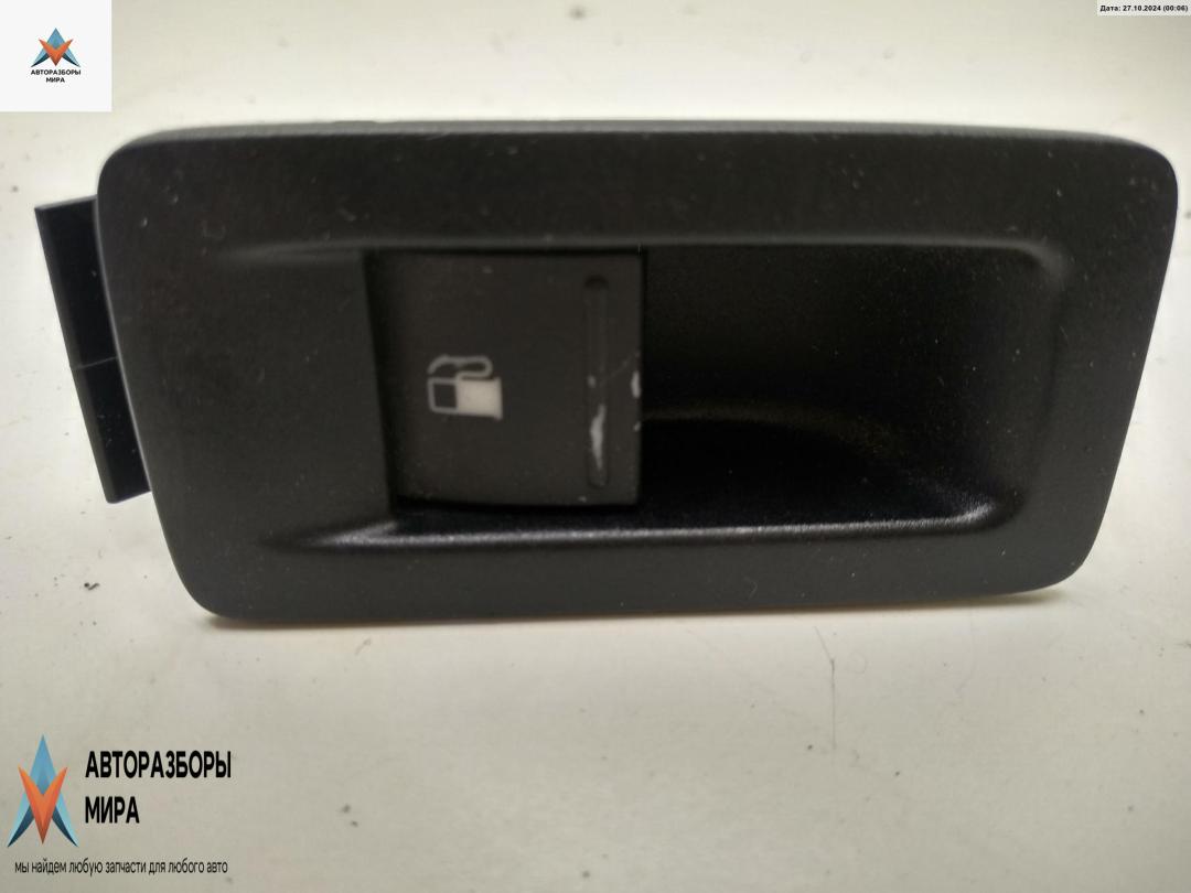 кнопка (выключатель) Volkswagen Touran 1 поколение 2004, 1.9 л., дизель, МКПП, серый, минивэн - фото №1