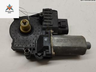 моторчик стеклоподъемника передний правый Audi A6 4B/C5 [рестайлинг] 2002, 2.4 л., бензин, АКПП, чёрный, универсал, 0130821776