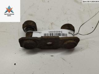 кронштейн (крепление) Audi 80 8A/B3 1989, 1.8 л., бензин, МКПП, красный, седан