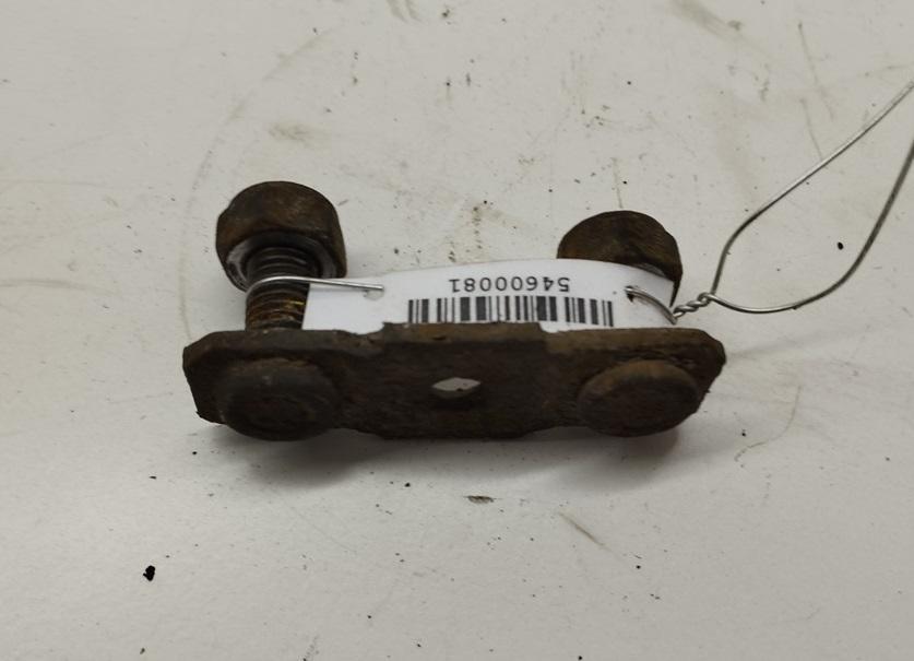 кронштейн (крепление) Audi 80 B3 1989, 1.8 л., бензин, МКПП, красный, седан