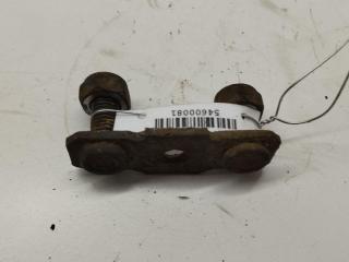 кронштейн (крепление) Audi 80 B3 1989, 1.8 л., бензин, МКПП, красный, седан