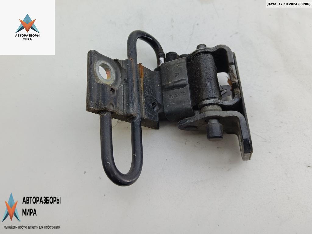 петля двери Audi A4 B6 2002, чёрный, универсал, 8E0831412 - фото №1