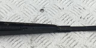 Щеткодержатель (поводок стеклоочистителя) передний Volkswagen Touran 1 поколение 2005, 1.9 л., дизель, МКПП, серый, минивэн, 1T0955409A