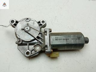 моторчик стеклоподъемника передний правый Volvo 850 1 поколение [рестайлинг] 1995, 2.5 л., бензин, МКПП, зелёный, универсал, 0130824605