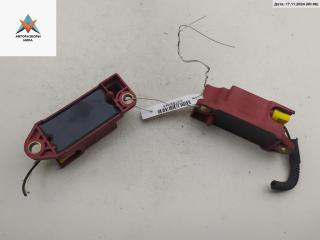 датчик AirBag Volkswagen Golf 4 поколение 1998, 1.8 л., бензин, МКПП, синий, хетчбэк 5 дв., 1J0909606D