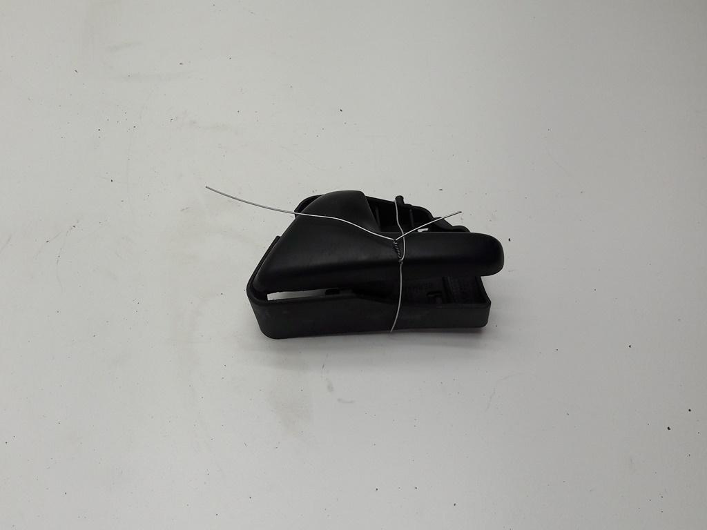 ручка внутренняя передняя левая Volkswagen Polo 1997, 1.0 л., бензин, МКПП, красный, хетчбэк 5 дв.