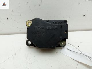 моторчик заслонки печки Volvo V70 2 поколение 2001, 2.4 л., бензин, МКПП, синий, универсал, 74931