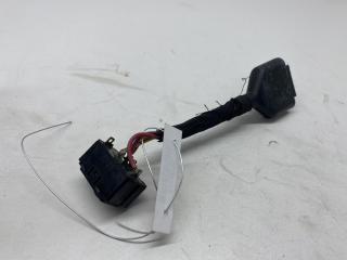 кнопка центрального замка Audi A4 B5 1997, 1.6 л., бензин, МКПП, серый, седан, 8D0962107