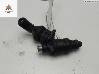 форсунка Volkswagen Passat B5 1998, 2.8 л., бензин, МКПП, красный, универсал, 078133551L