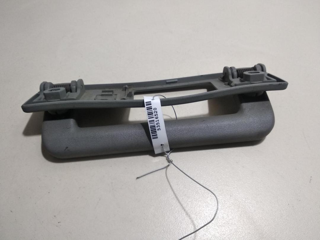 ручка внутренняя потолочная Audi 80 B4 1992, 2.0 л., бензин, МКПП, зелёный, седан, 4A0857607