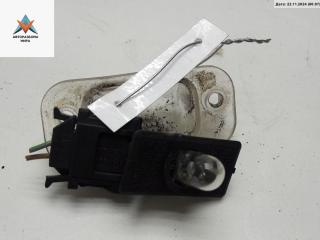 подсветка номера Volkswagen Golf 3 поколение 1997, 1.6 л., бензин, МКПП, синий, хетчбэк 5 дв., 1H6943167B