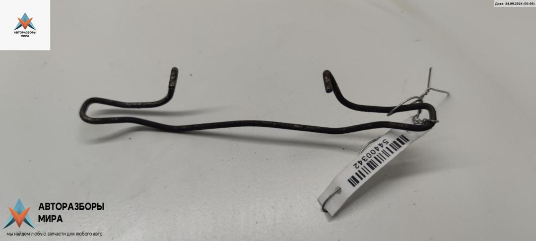 скоба суппорта Audi A6 4B/C5 1998, 2.4 л., бензин, МКПП, чёрный, универсал - фото №1