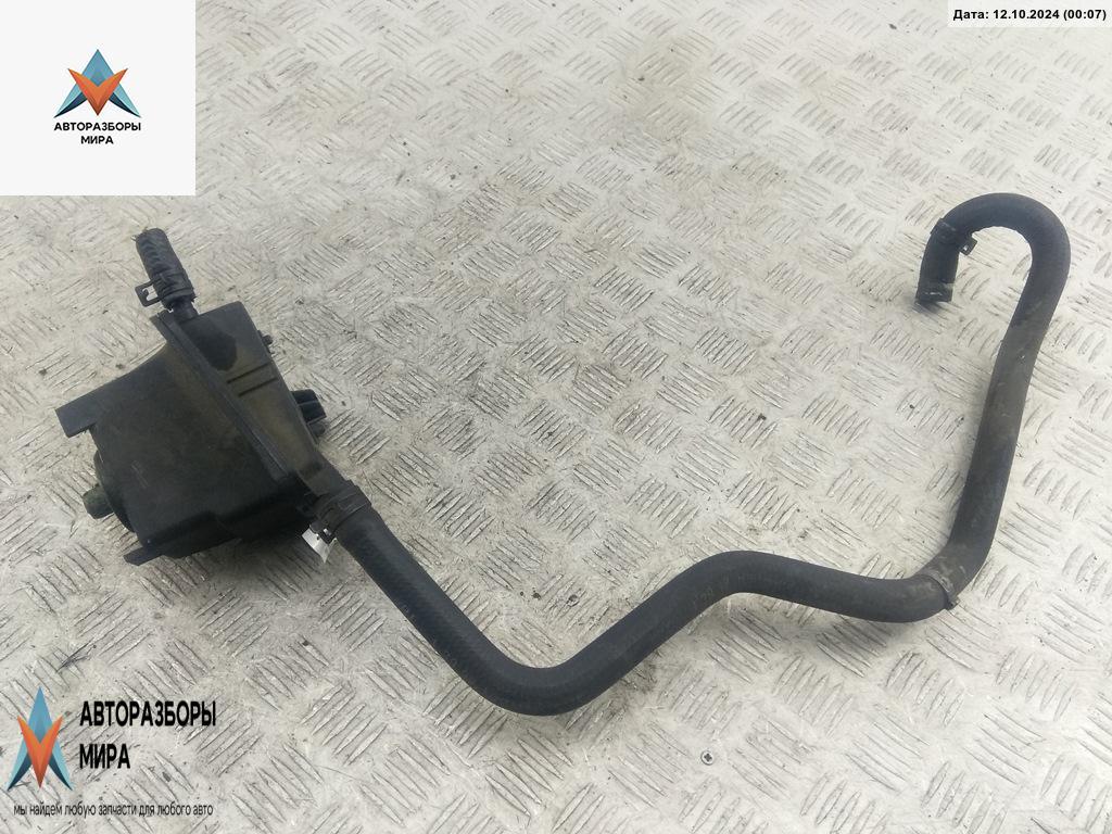 Бачок гидроусилителя Audi A3 8L 1999, 1.6 л., бензин - фото №1