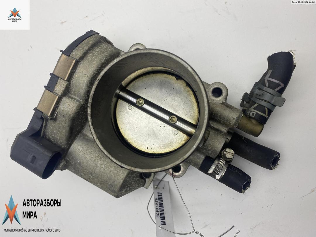 заслонка дроссельная Audi A4 B6 2001, 3.0 л., бензин, АКПП, синий, универсал, 078133062B - фото №1